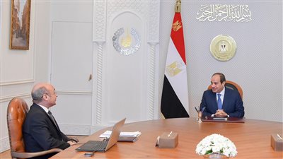  السيسي يجتمع بوزير العدل ويوجه بتحقيق تحسن نوعي بمنظومة التقاضي في مصر