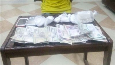 القبض على تيك توكر وزوجها بتهمة حيازة كميات من الهيروين بالإسماعيلية 
