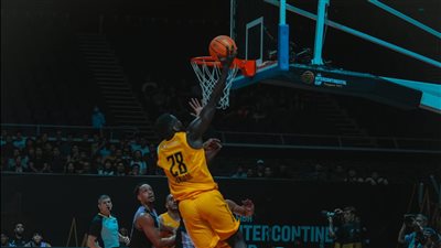 الاتحاد الدولي للسلة يهنئ الأهلي بعد فوزه الأول في كأس العالم 