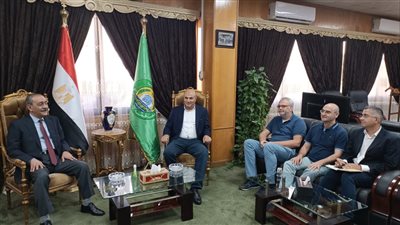 محافظ الإسماعيلية يستقبل رئيس قطاع معهد السالزيان دون بوسكو (صور)