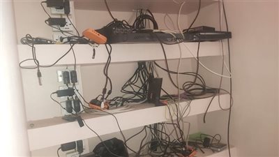 ضبط محطتي بث تليفزيونى دون ترخيص في الشرقية (صور) 