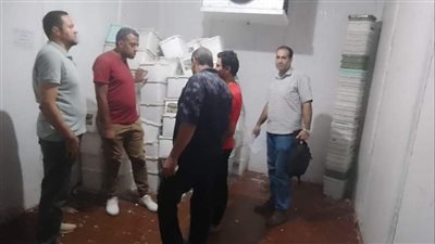 التحفظ علي 11 طن منتجات غذائية مجهولة المصدر بالقليوبية 