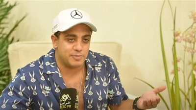 أوس أوس يكشف أسباب ضعف إيرادات فيلم رمسيس باريس