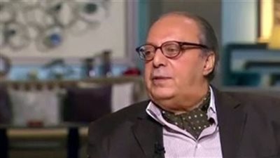 أسامة عباس ابن حي مصر الجديدة الذي طاردته شائعات علاقته بعائلة سوزان مبارك 