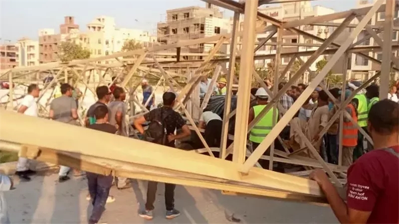 سقوط برج ضغط عالي،