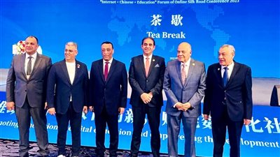 توقيع اتفاقية بين آداب طنطا ومؤسسة نينغشيا لتدريس اللغتين العربية والصينية