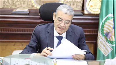 ضبط 57 مخالفة تموينية خلال حملات تفتيشية على الأسواق والمخابز بالمنيا