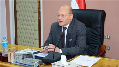 إعادة هيكلة النظام الإداري لكلية التربية الرياضية في سوهاج