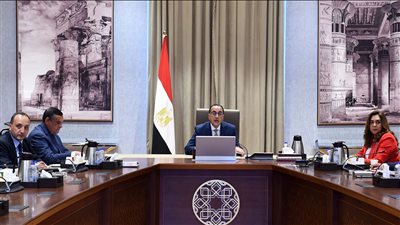 رئيس الوزراء يتابع موقف المشروعات الجاري تنفيذها بدمياط 
