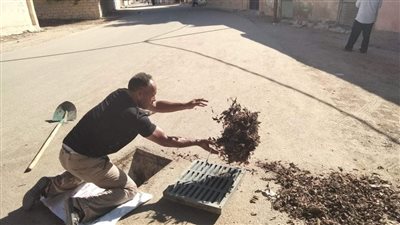 استمرار أعمال تطهير البالوعات ومتابعة الاستعدادات لموسم الشتاء في الإسكندرية 