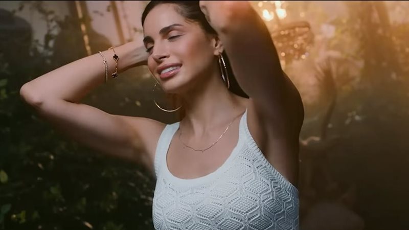 آمال ماهر، فيتو 