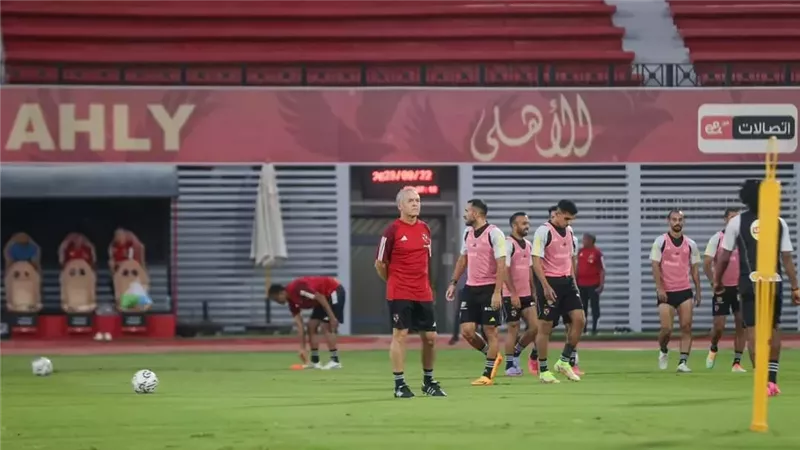 فريق الأهلى، فيتو