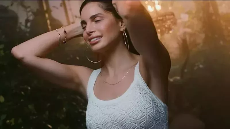 آمال ماهر،فيتو