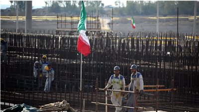 واشنطن: سنسلك طرقا أخرى إذا فشلت الدبلوماسية مع إيران 