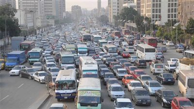 الحالة المرورية اليوم.. كوبري 6 أكتوبر وشارعي الهرم وفيصل الأكثر زحاما