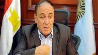 سمير فرج: السيسي كان الملازم أول الوحيد في الكتيبة الذي حصل على تقدير امتياز