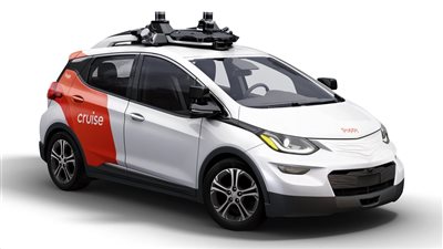 القيادة الذاتية تضع جنرال موتورز أمام فورد في المحاكم 