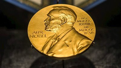 عالم أمريكي وآخر سويدي يحصلان على جائزة نوبل في الكيمياء