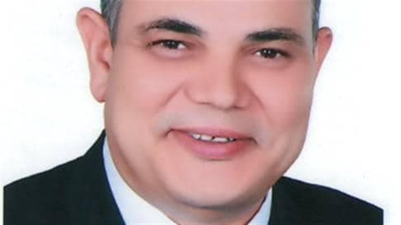 الدكتور عبد الرازق