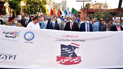 محافظ الغربية يتقدم المسيرة الشبابية في إطار احتفالات العيد القومي وانتصارات أكتوبر