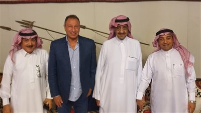 الأمير تركي بن عبد الله الفيصل يقيم حفل عشاء على شرف محمود الخطيب