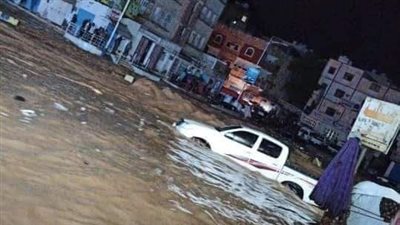 الأمطار تغرق مدينة المكلا في اليمن 