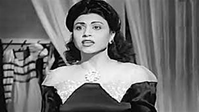 هربت من بلدها وقتلها الملك فاروق بالخطأ.. رحلة ببا عز الدين من الفقر لأغنى راقصة في مصر 