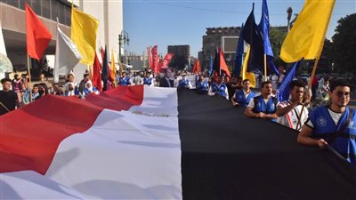 انطلاق مسيرة لـ500 شاب وفتاة احتفالا بانتصارات أكتوبر في أسيوط | فيديو 