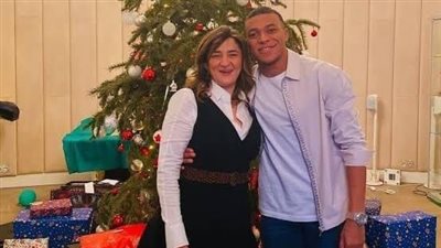 فايزة العماري.. سر المرأة الغامضة في حياة كيليان مبابي نجم باريس سان جيرمان 