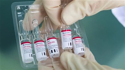 رئيس قسم المناعة بجامعة عين شمس: مصر أنتجت لقاحا فعالا ضد كورونا بالتعاون مع الصين | فيديو 