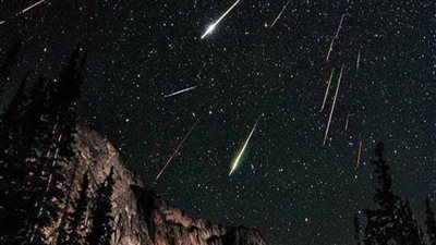 تصل إلى 120 شهابا في الساعة... شهب الجوزاء تزين السماء الليلة