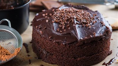 طريقة عمل كيكة الشوكولاتة من مطبخ الشيف آسيا 