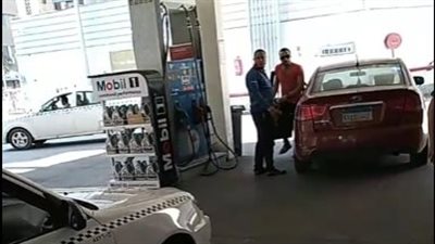 هدوء أمام محطات البنزين في الساعات الأولى لتطبيق الأسعار الجديدة | فيديو