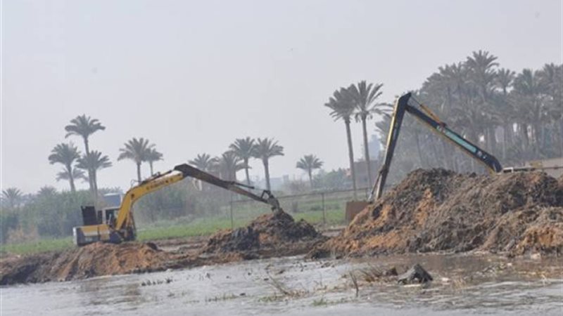 التعديات على نهر