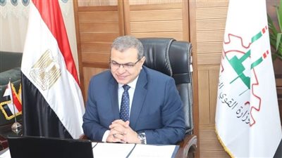 القوى العاملة في أسبوع.. تعيين 17950 شابًا.. وصرف 11.6 مليون جنيه للعمالة غير المنتظمة 