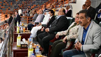 وزير الشباب والرياضة يشهد نصف نهائي البطولة العربية للسلة ببرج العرب