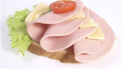 استعدادا للدراسة.. طريقة عمل اللانشون بالفراخ