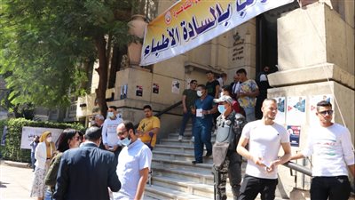 وكيل نقابة الأطباء: غلق باب التصويت في الانتخابات ٥ مساء.. ولا نية لمد الموعد 