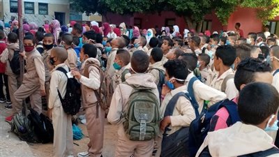 مليون طالب وطالبة يبدأون عامهم الدراسي الجديد بأسيوط|صور 