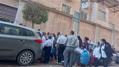 انتظام التلاميذ بالمنيا في أول أيام العام الدراسي الجديد| صور 