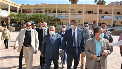 جولة لمحافظ الدقهلية على المدارس بمناسبة العام الدراسي الجديد |صور 