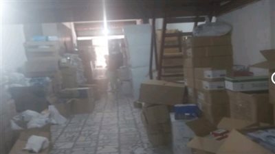 العثور على 120 ألف عبوة انسولين ومضادات حيوية مجهولة المصدر داخل مخزن بالإسكندرية 