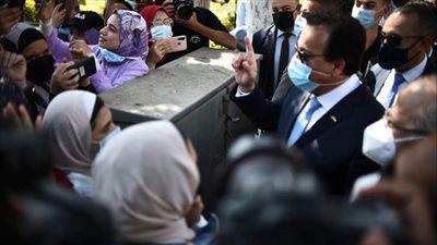 وزير التعليم العالي يتفقد جامعة القاهرة في أول أيام العام الدراسي الجديد