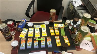 إحباط محاولة تهريب ١٦ سيجارة تحتوي على زيت الماريجوانا بمطار القاهرة