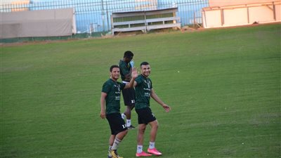 أحمد عفيفي وإيهاب سمير يشاركان لأول مرة في تدريبات غزل المحلة | صور