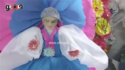 حكاية 70 عاما من التراث.. قصة أقدم صانع لعروسة المولد في باب البحر|فيديو