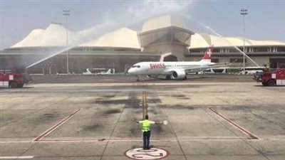 «رش المياه مش عداوة».. بروتوكول استقبال رحلات الطيران الجديدة بالمطارات