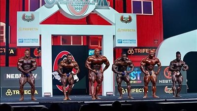 عمرو أديب: بيج رامي خارق للعادة.. ونتمنى فوزه بمستر أوليمبيا