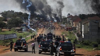  مسلحون يقتلون 20 شخصًا على الأقل في هجوم على سوق بشمال غرب نيجيريا