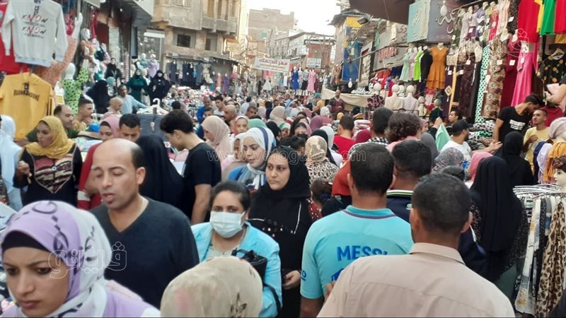  تزاحم على أسواق